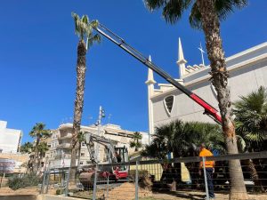 COMIENZAN LAS OBRAS DE CONSTRUCCIÓN DE UNA MINIPISTA DEPORTIVA EN LA PLAZA DE ORIENTE 8