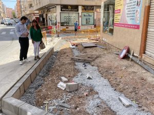 LA REURBANIZACIÓN DE CABALLERO DE RODAS AUMENTA EL ANCHO DE ACERAS Y MEJORA LA ACCESIBILIDAD 2