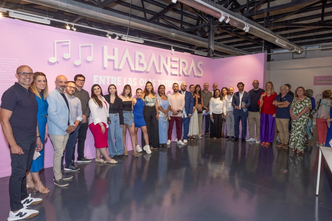 INAUGURADA LA EXPOSICIÓN “ENTRE LAS OLAS TATUADAS”, QUE MARCA EL INICIO DE LAS CELEBRACIONES DEL 70 ANIVERSARIO DEL CERTAMEN INTERNACIONAL DE HABANERAS Y POLIFONÍA 1
