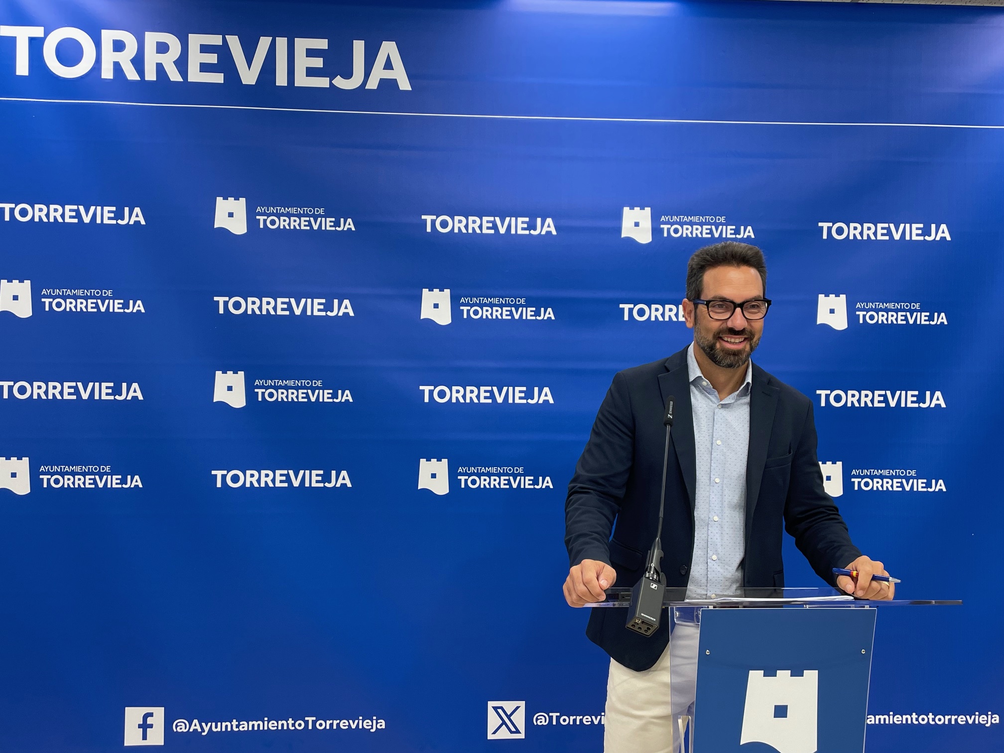 RUEDA DE PRENSA JGL. FEDERICO ALARCÓN