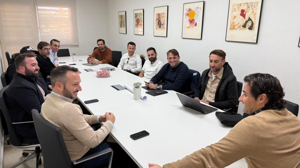 TORREVIEJA TRABAJA YA EN LA PROGRAMACIÓN DE VERANO 2026 Y COORDINA CON LOW FESTIVAL, BIGSOUND Y BRILLA TORREVIEJA LA MAYOR ESTRATEGIA MUSICAL DE LA COMUNITAT VALENCIANA 1