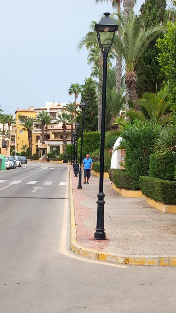EL AYUNTAMIENTO DE TORREVIEJA REALIZA MEJORAS EN EL ALUMBRADO PÚBLICO POR VALOR DE 381.800 EUROS EN DISTINTAS ZONAS DE LA CIUDAD 1