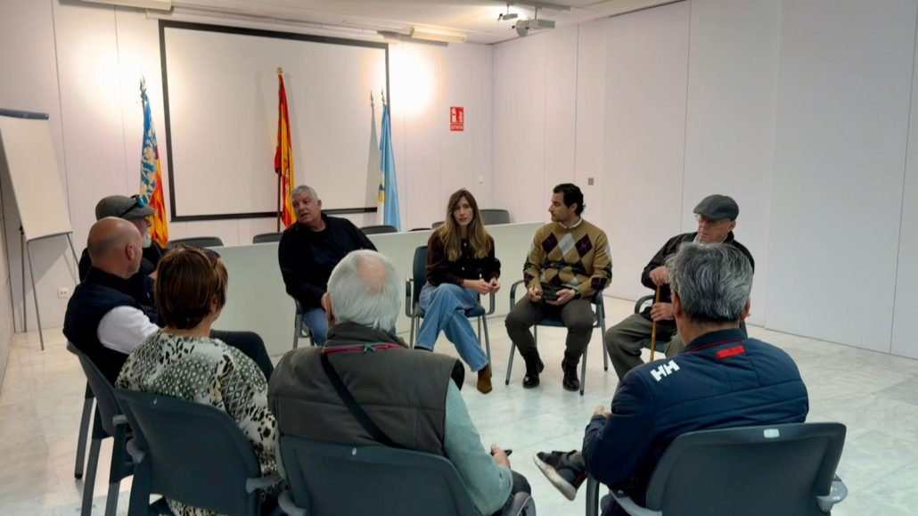 EL ALCALDE DE TORREVIEJA MANTIENE UN PRIMER ENCUENTRO CON LA ASOCIACIÓN DE VECINOS DE LA MATA Y TORRELAMATA 3