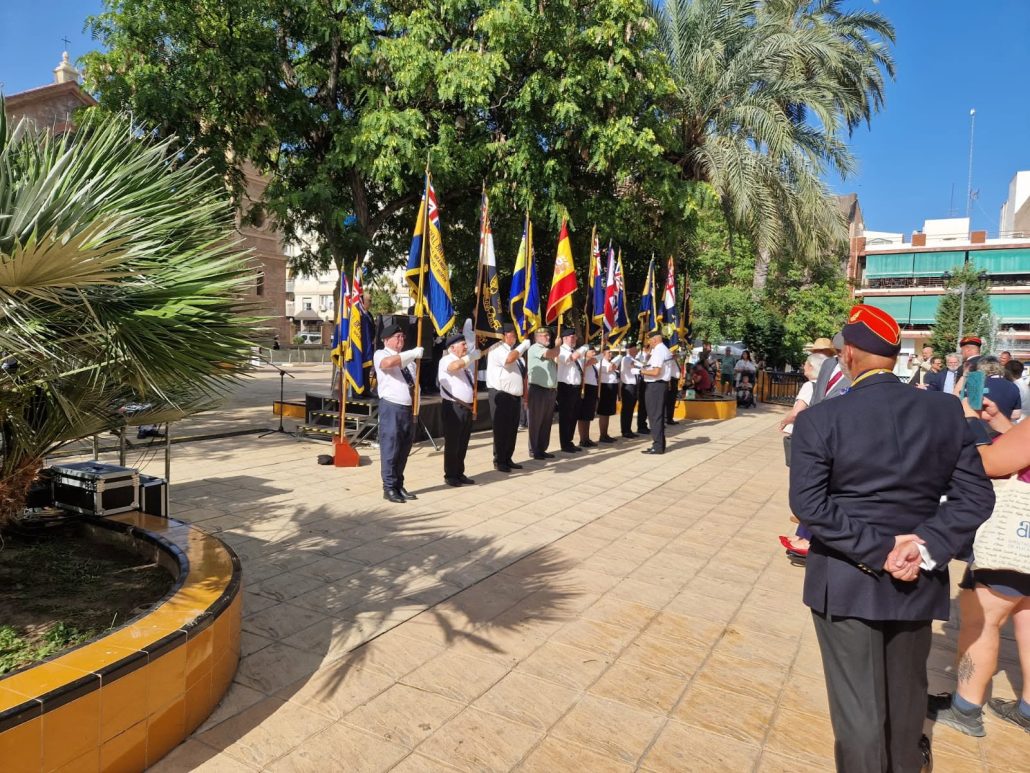TORREVIEJA ACOGE ESTE SÁBADO LA CONMEMORACIÓN DEL DÍA DE LAS FUERZAS ARMADAS BRITÁNICAS CON UN DESFILE INSTITUCIONAL POR EL CENTRO DE LA CIUDAD 2