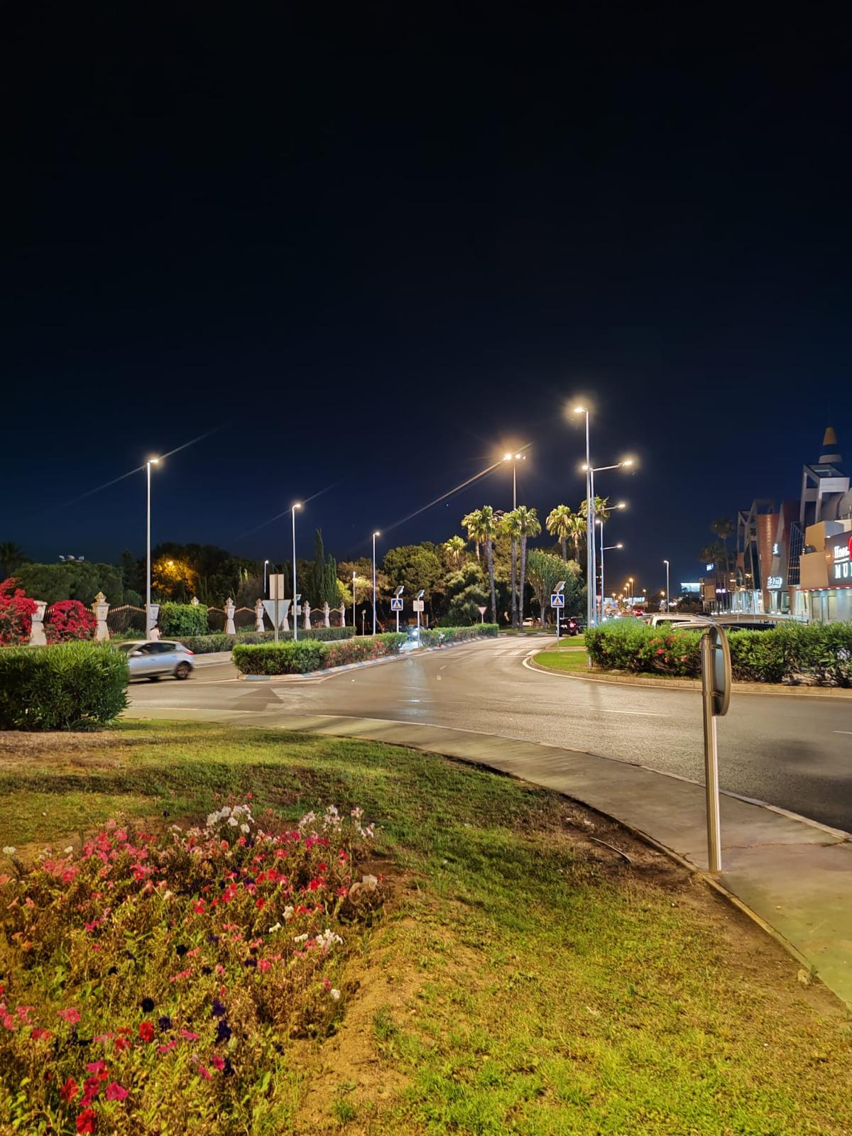 TORREVIEJA INVIERTE CERCA DE 180.000 EUROS EN LA MODERNIZACIÓN Y AMPLIACIÓN DEL ALUMBRADO PÚBLICO EN DIFERENTES ZONAS DE LA CIUDAD 3